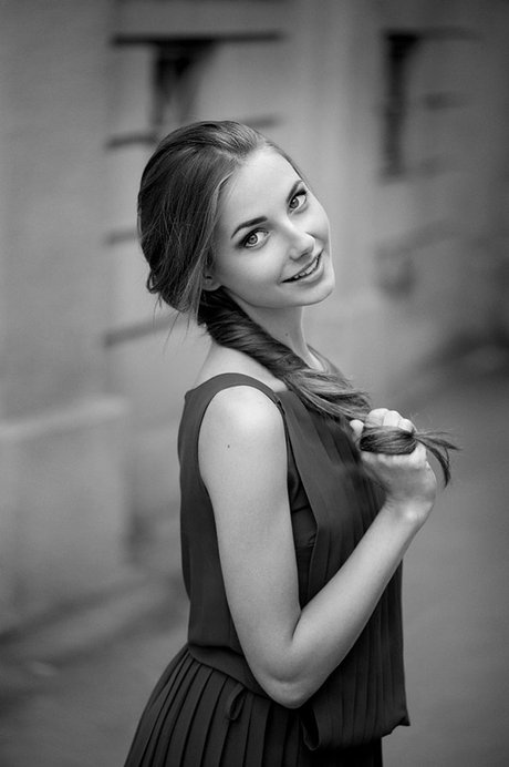 乌克兰摄影师 ann nevreva的唯美黑白肖像摄影