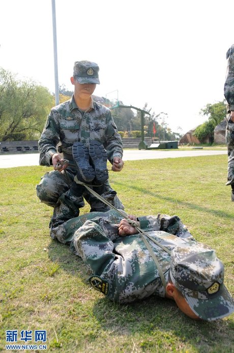 武警捆绑训练_360图片