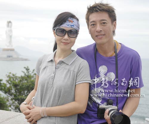 港星 令狐冲 吕颂贤麦景婷夫妇南山祈福