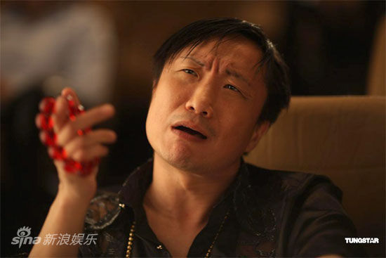 图文:《低俗喜剧》剧照-郑中基剧照
