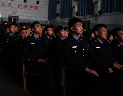 处刑警察 360图片