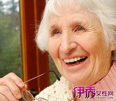 为什么我的眼袋会肿起来 360图片