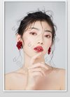 清新气质美女夏日气质妆容杂志海报封面图
