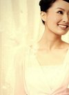 美女陈法拉白色短裙迷人写真