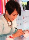 江美琪厦门义卖做公益 新歌为大家送祝福--广东...