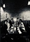 「韩圈好姐妹」孙艺珍约金惠秀叙旧,韩智敏为...
