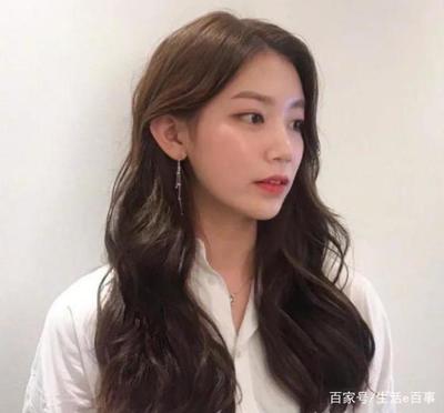人鱼卷发型