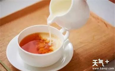 红茶泡牛奶的功效