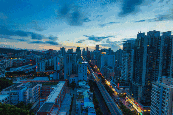 黄石是几线城市