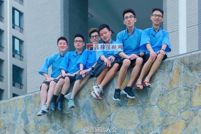 学法律的男生