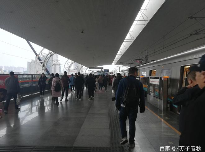 成都犀浦地铁站