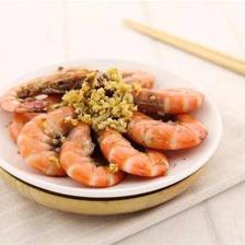 宝宝多大吃虾