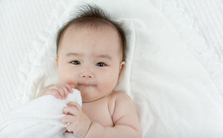 新生儿拉肚子什么原因引起的