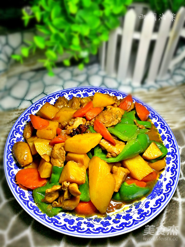 胡萝卜炖鸡肉