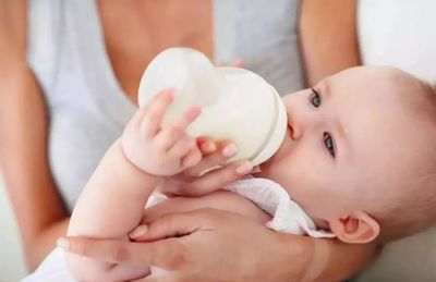 宝宝吃母乳好还是奶粉好