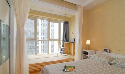 阳台连卧室装修效果图