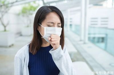 嗓子疼痰中带血是怎么回事