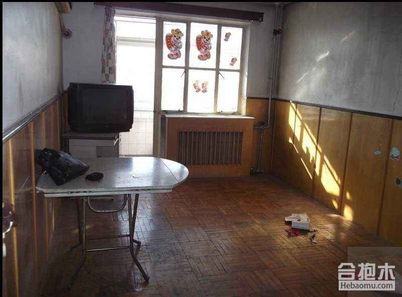 老房子装修旧地板拆