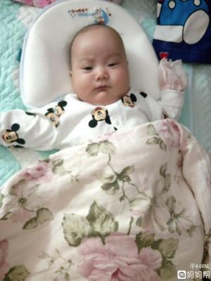 宝宝几个月才能不吐奶