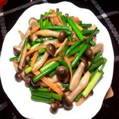 蒜苔香菇可以一起炒嘛