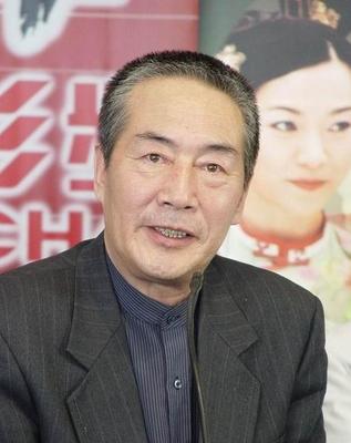 杜志国杜淳与杜雨露叱咤半个娱乐圈,你确定清.