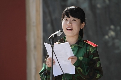 新生代表赵齐发言