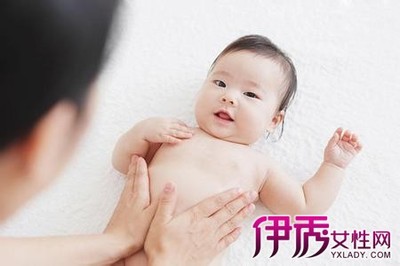 20多天的宝宝肚子胀气怎么办