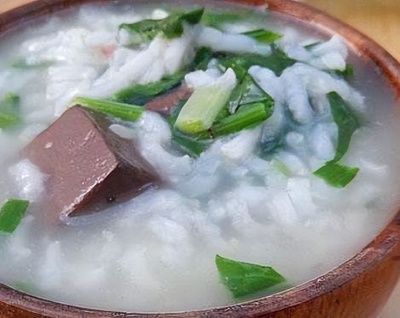 菠菜猪血粥的做法大全家常