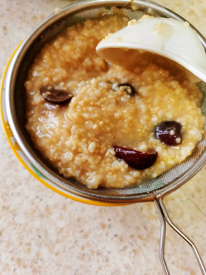小米油粥的做法大全家常