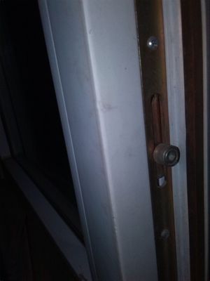 窗户锁不住怎么解决