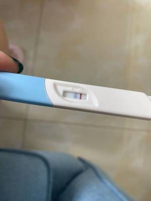 怀孕第一个月会来大姨妈吗