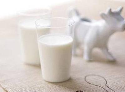 一岁多能喝酸奶吗