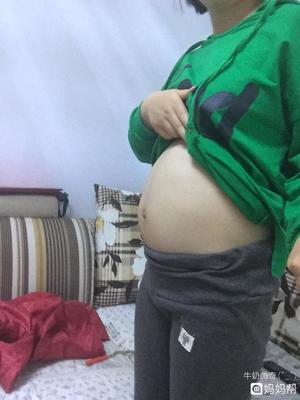 双胞胎4个月肚子图片