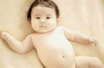宝宝肚子鼓鼓的怎么回事