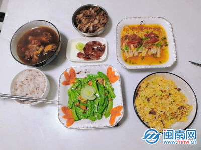 坐月子可以吃糖炒栗子吗