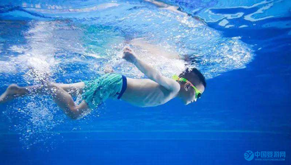 游泳多少度对身体最好