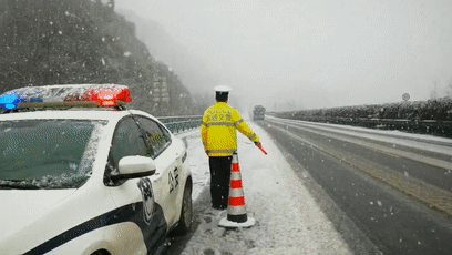 雨夹雪可以考驾照吗