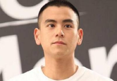 从寸头到长发要多久