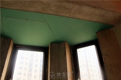 吊顶补洞正确方法是