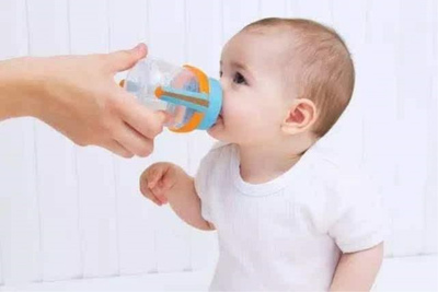 8个月小孩喝多少水