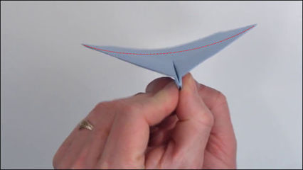 飞得远又炫酷的纸飞机