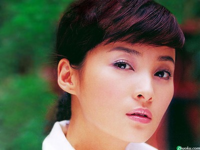 蒋勤勤水灵壁纸