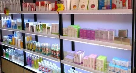 化妆品店陈列