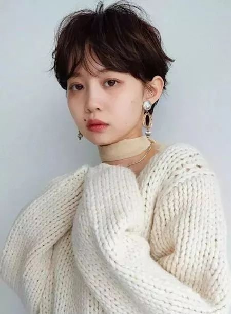 日系发型女