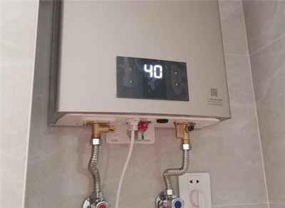 燃气热水器厨房安装