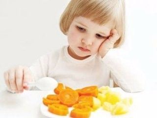 梦见分食物给别人吃