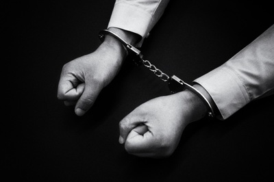 关进看守所多久才判刑