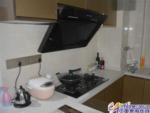 不易沾油的橱柜台面