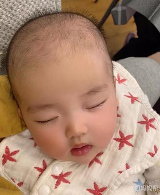 4个月的宝宝