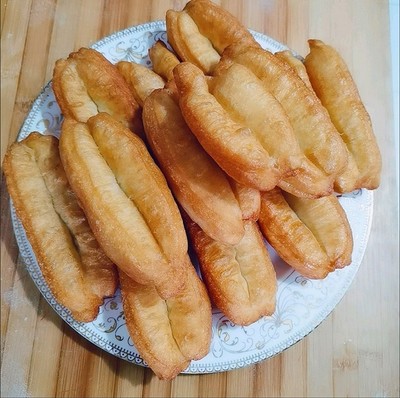 奶香小油条制作方法